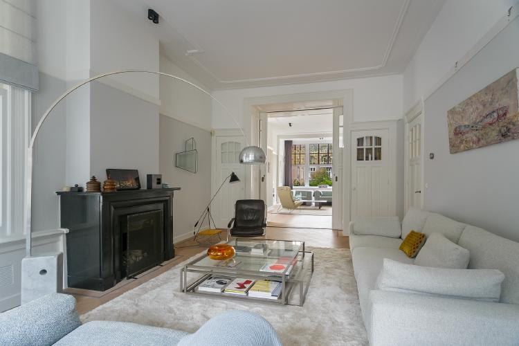 
    <nil><span>|</span>
image 10