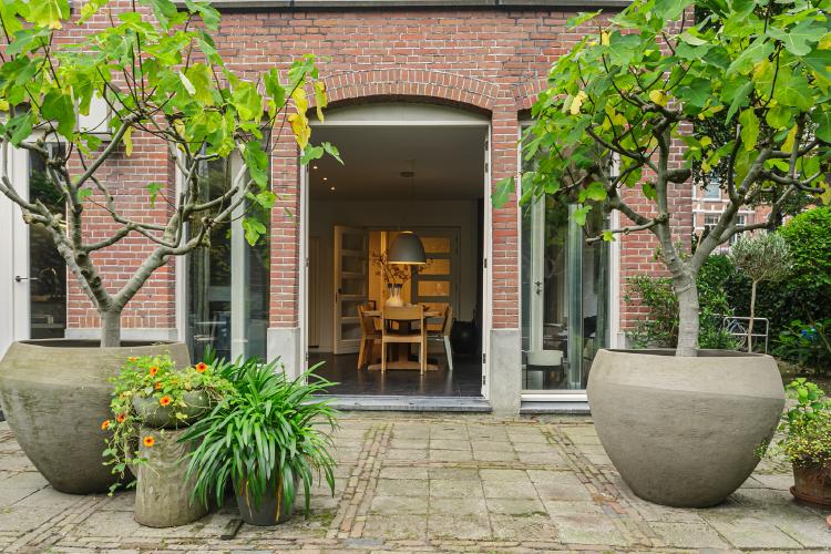 
    Koninginneweg 136 H|Amsterdam
