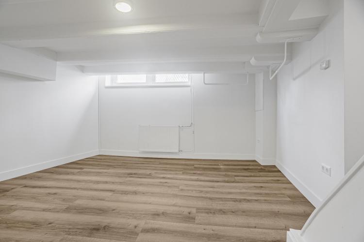 
    <nil><span>|</span>
image 10