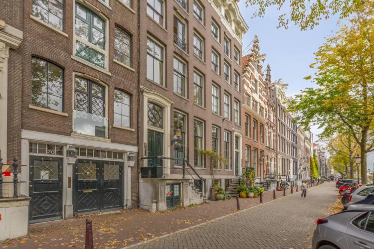 
    Singel 70 B|Amsterdam
