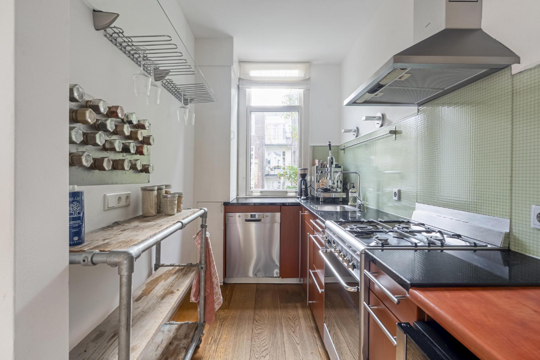 AMSTERDAM Govert Flinckstraat 260 Bimage 12