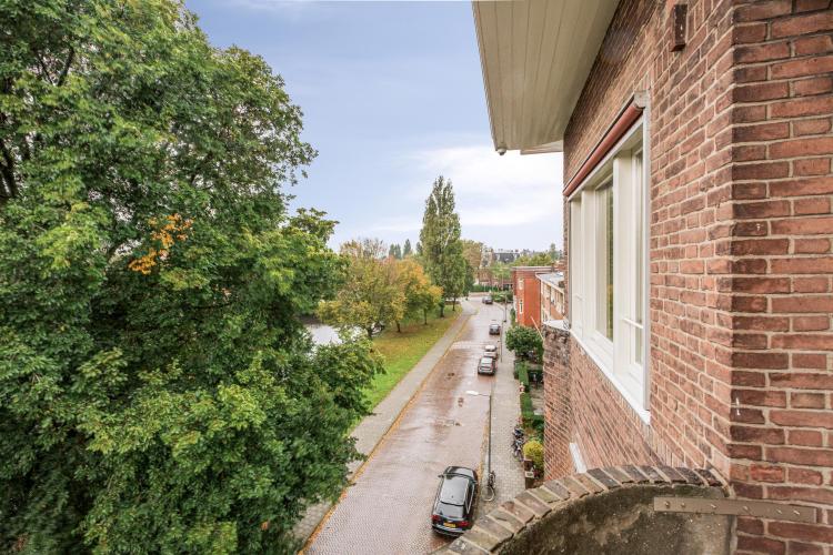 
    <nil><span>|</span>
image 33