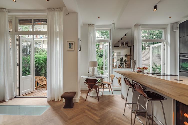 
    <nil><span>|</span>
image 7