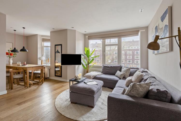 
    Jozef Israëlskade 10 C|Amsterdam
