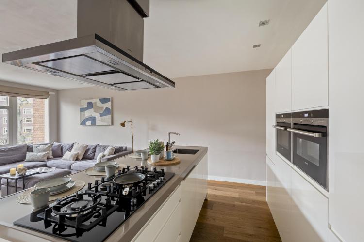 
    <nil><span>|</span>
image 10