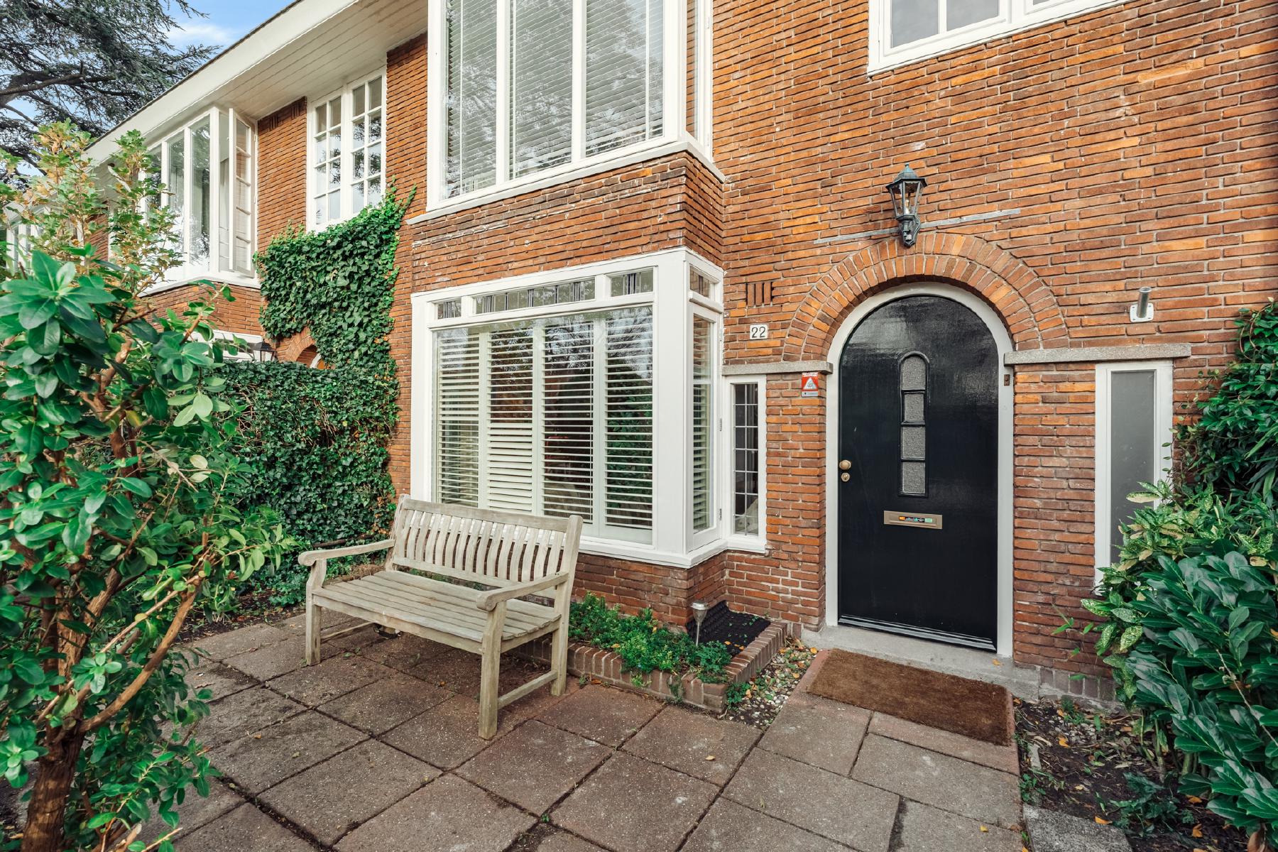 AMSTELVEEN Charlotte van Montpensierlaan 22 image 2