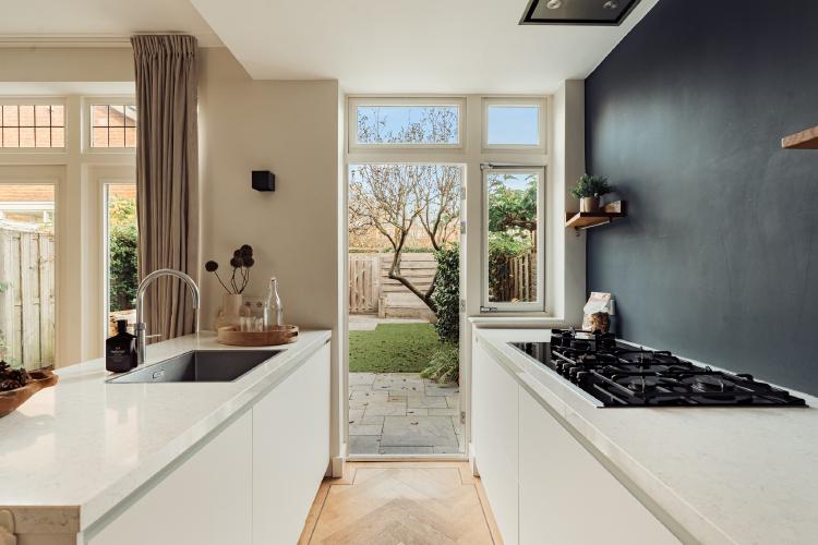 
    <nil><span>|</span>
image 23