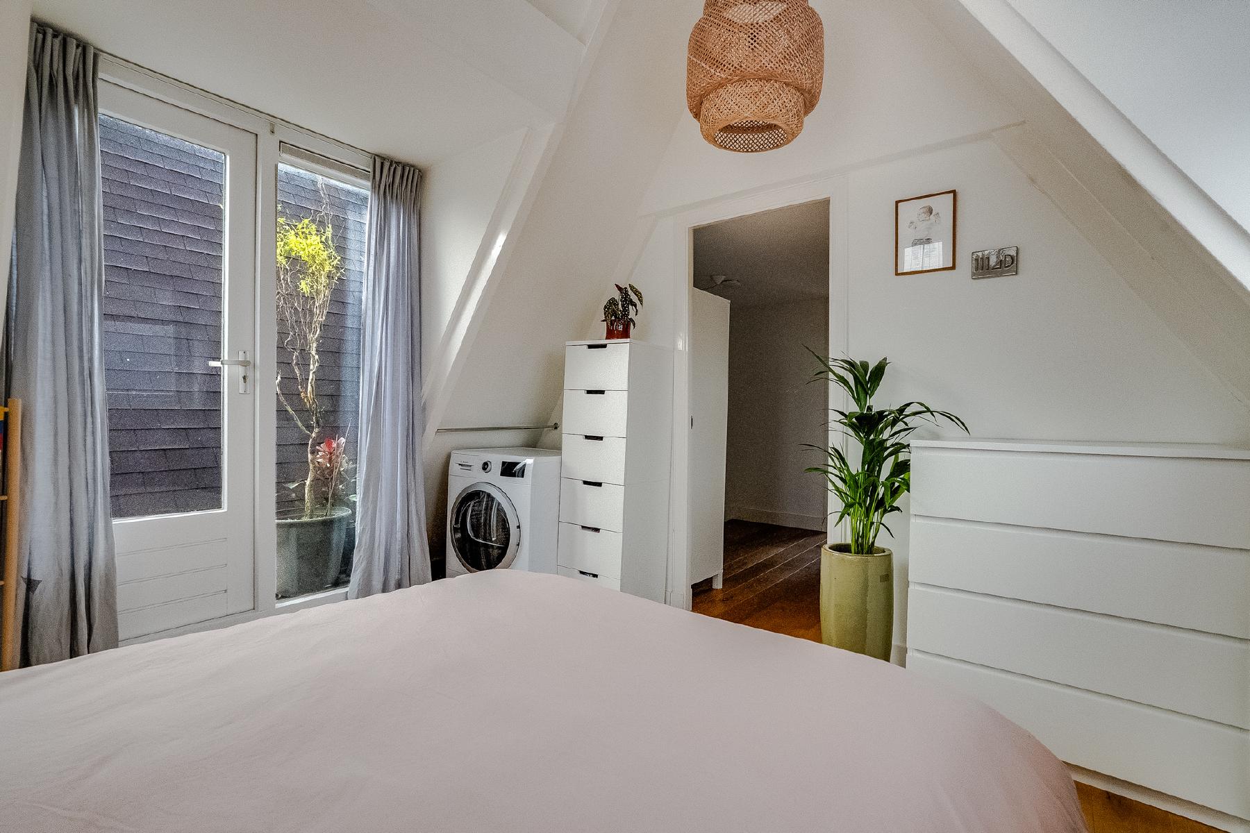 AMSTERDAM Sint Willibrordusdwarsstraat 2-3image 18