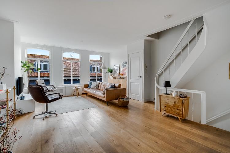 
    Sint Willibrordusdwarsstraat 2-3|Amsterdam
