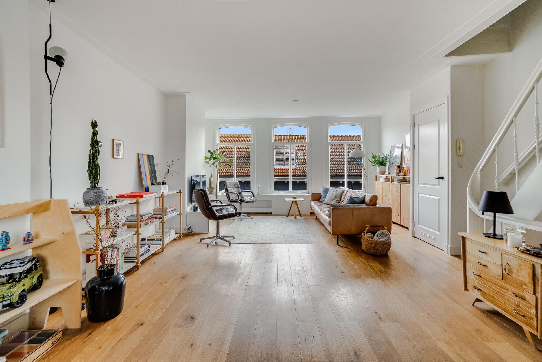 AMSTERDAM Sint Willibrordusdwarsstraat 2-3image 7