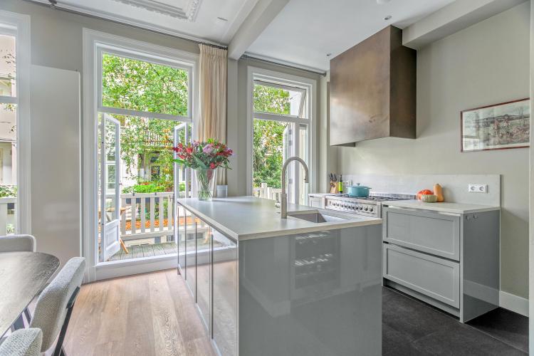 
    <nil><span>|</span>
image 3