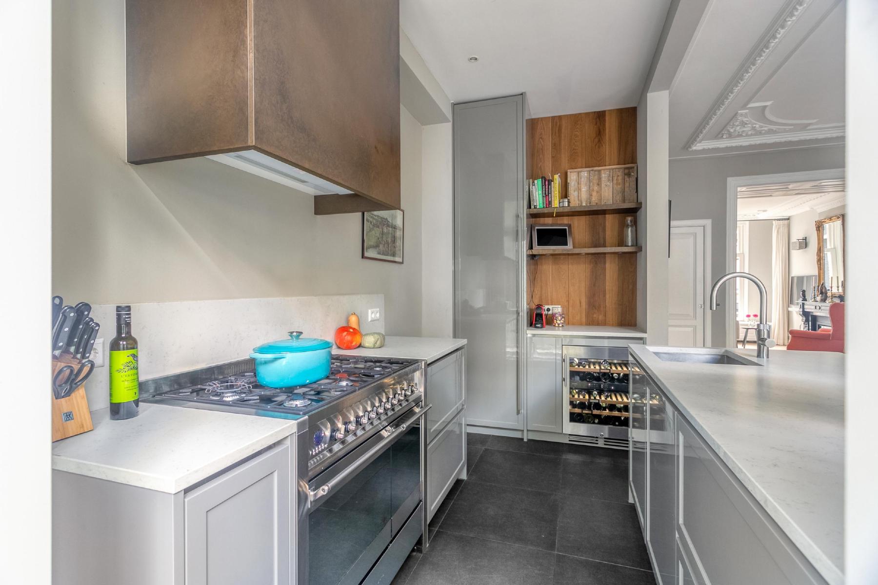 AMSTERDAM Van Eeghenstraat 12 Himage 5