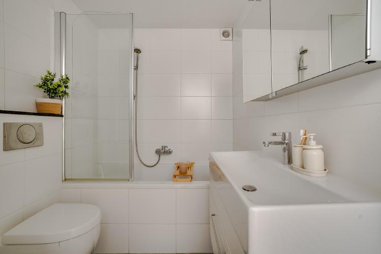 
    <nil><span>|</span>
image 21