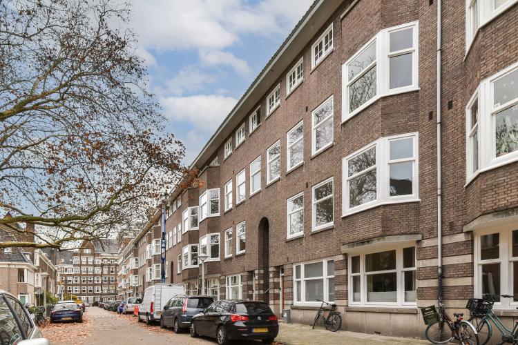 
    Tintorettostraat 19-1|Amsterdam
