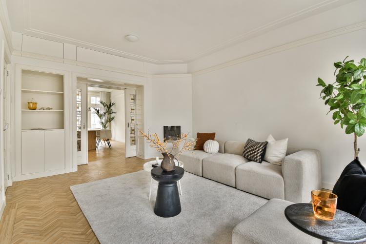 
    Tintorettostraat 19-1|Amsterdam
