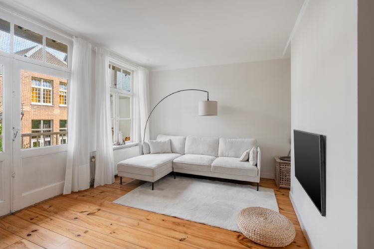 
    <nil><span>|</span>
image 4