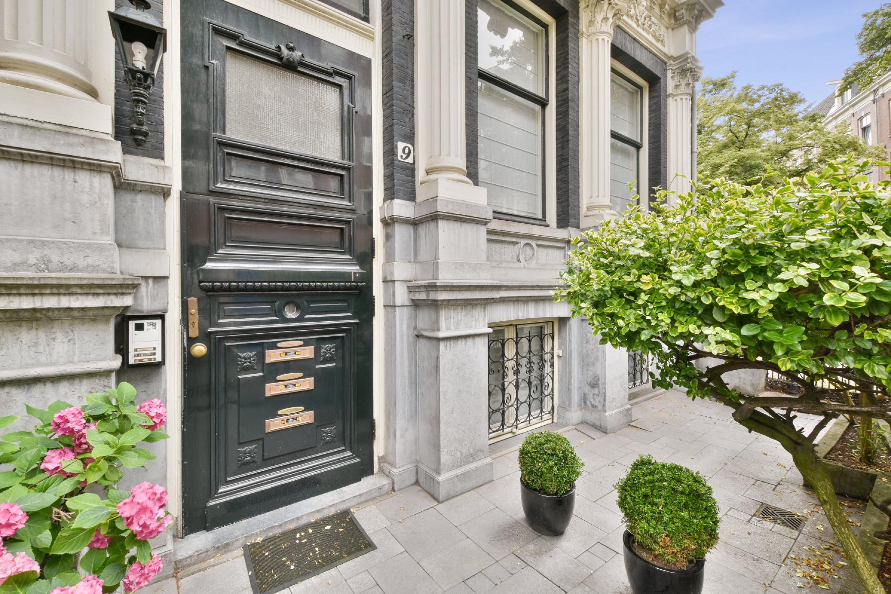 AMSTERDAM Vondelstraat 9-1image 23