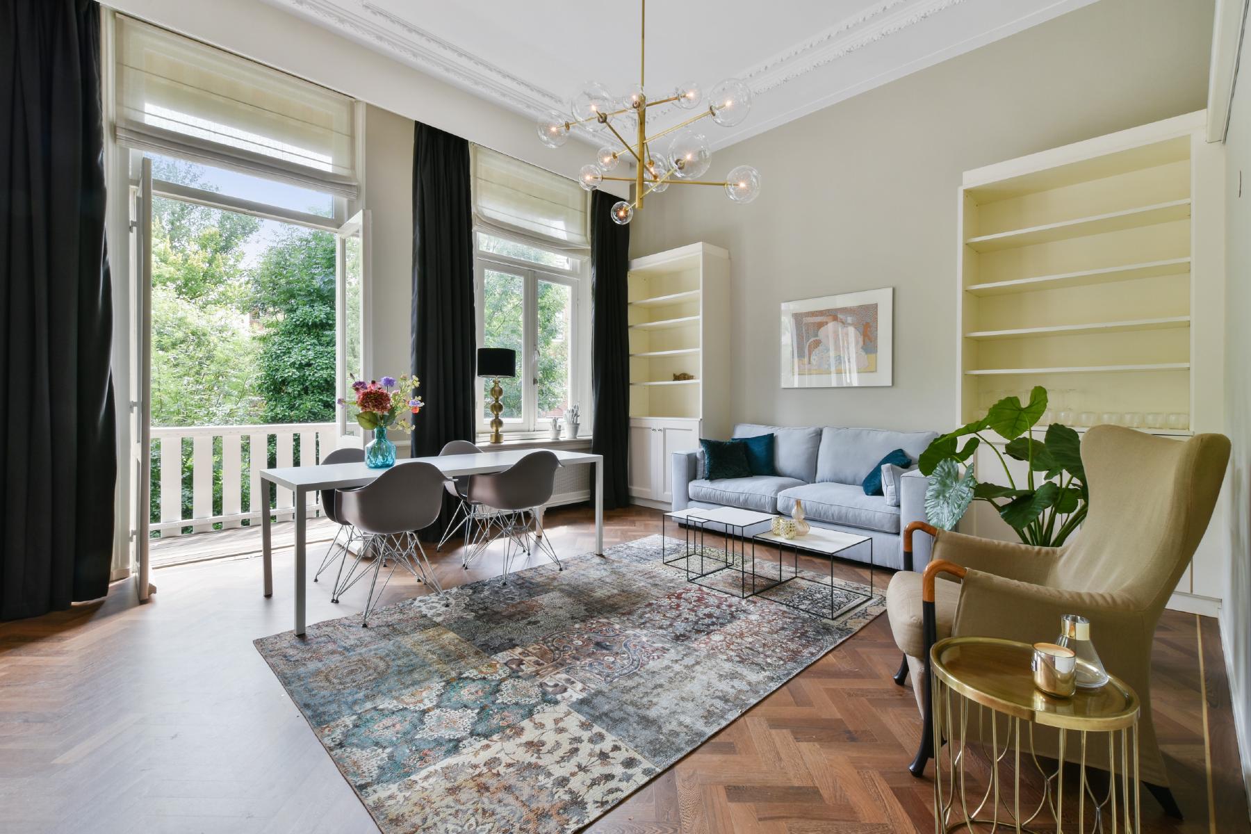 AMSTERDAM Vondelstraat 9-1image 2