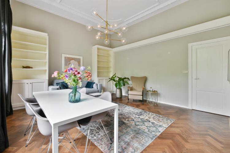 
    <nil><span>|</span>
image 6