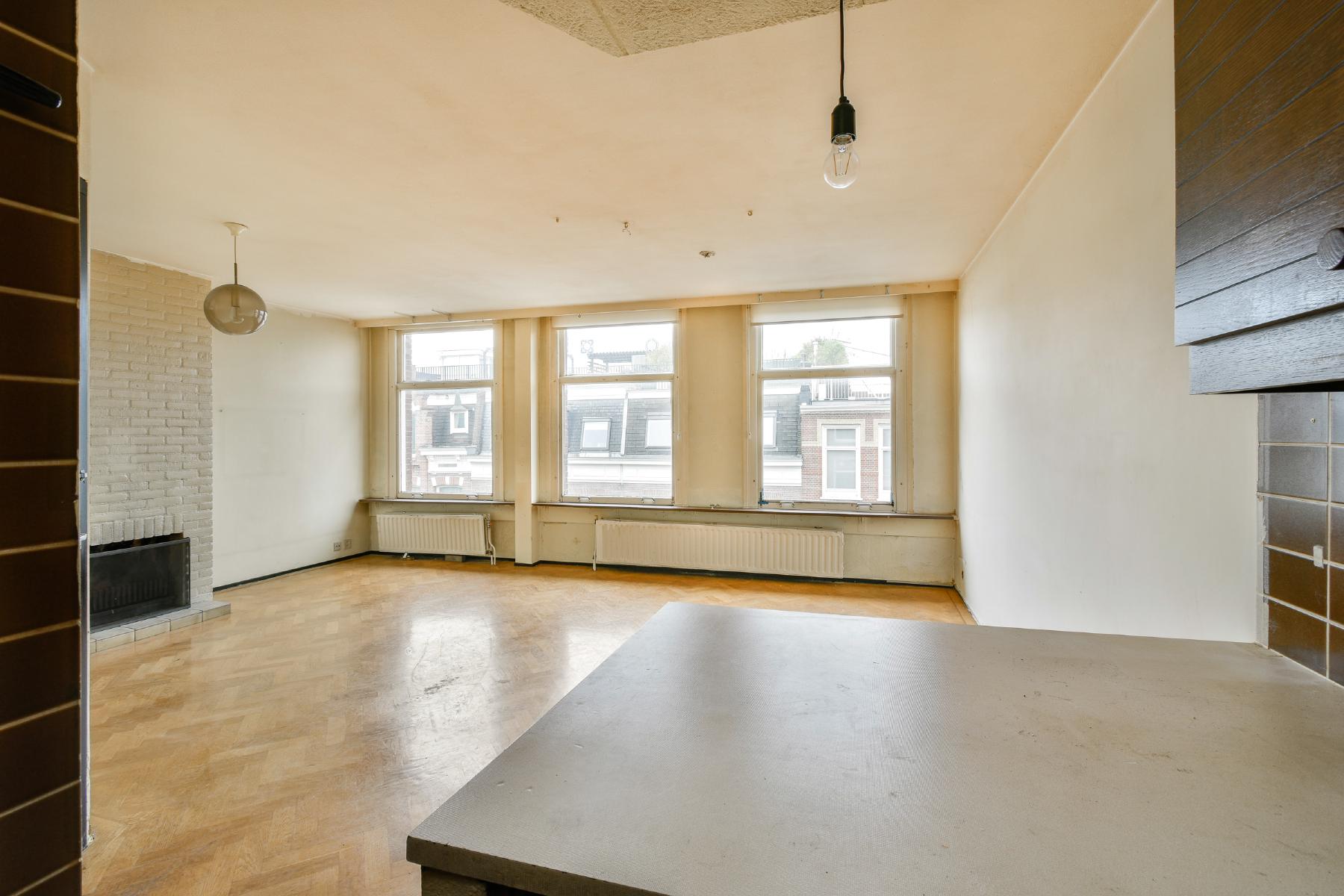 AMSTERDAM Van Eeghenstraat 30-3image 5