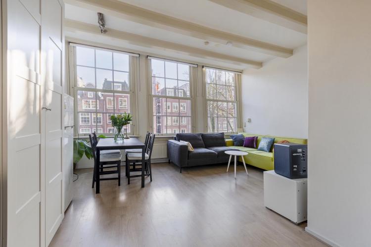 
    <nil><span>|</span>
image 3