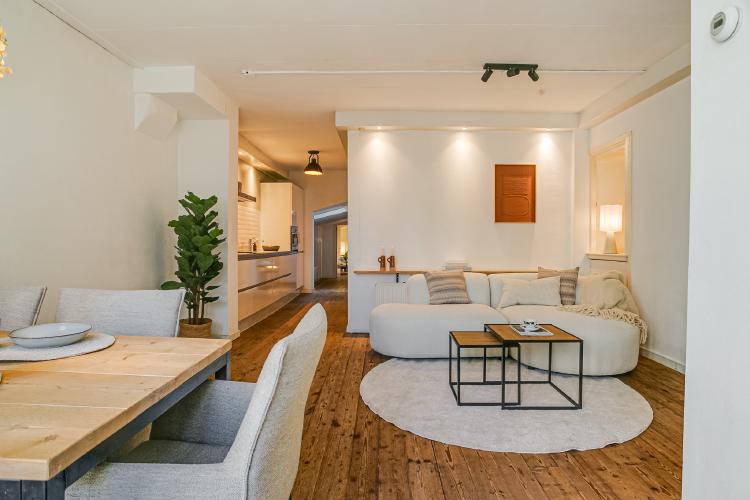 
    <nil><span>|</span>
image 3