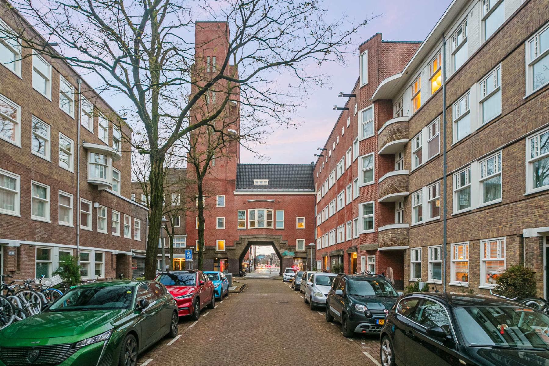 AMSTERDAM Van Spilbergenstraat 160 H