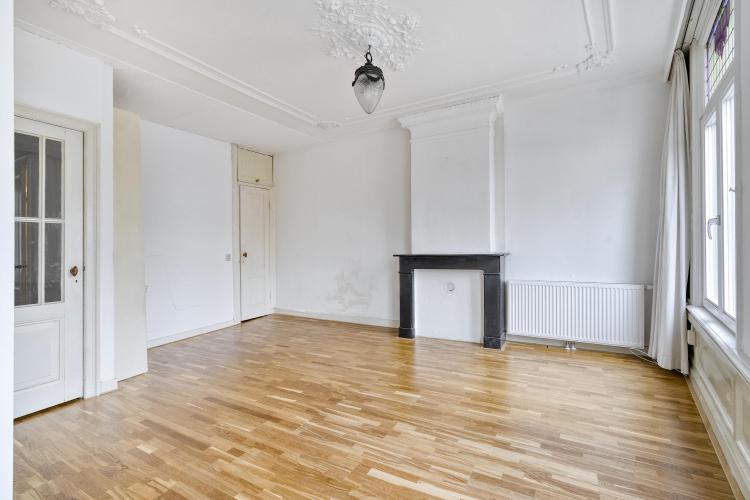 
    <nil><span>|</span>
image 4