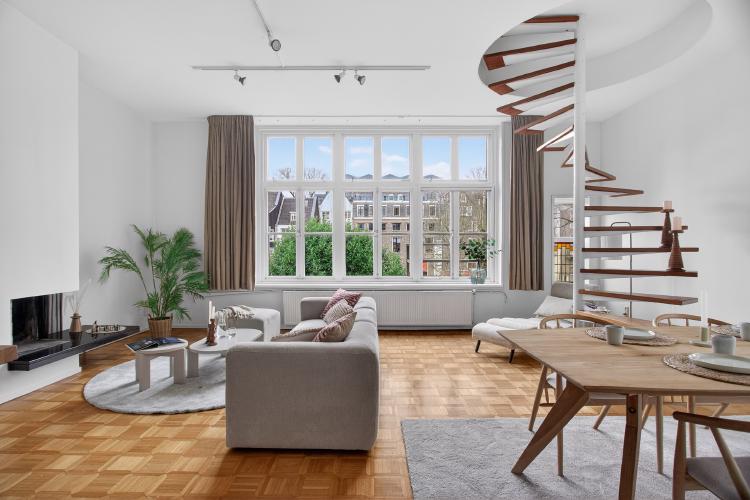 
    <nil><span>|</span>
image 3