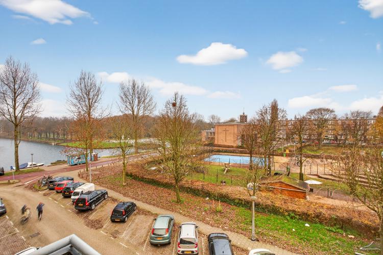 
    <nil><span>|</span>
image 8