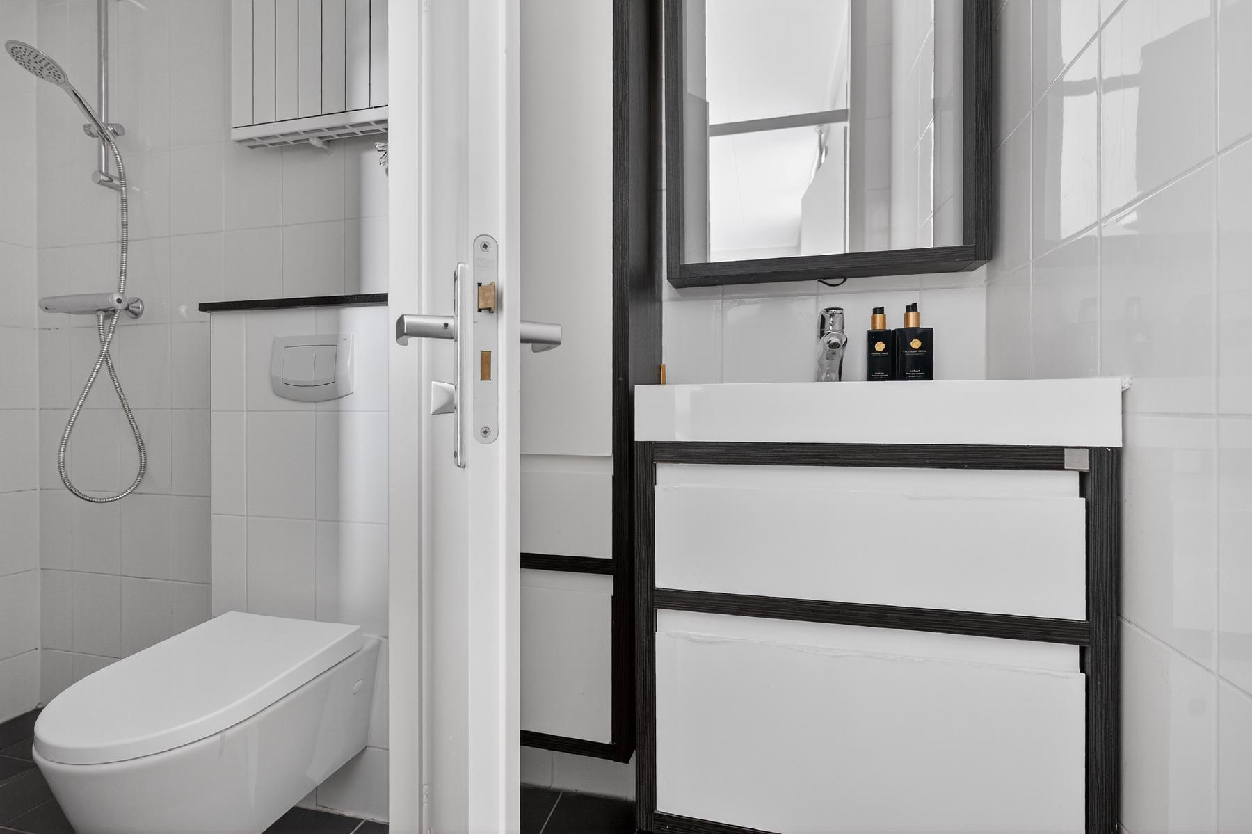 AMSTERDAM Van Houweningenstraat 76-3image 11