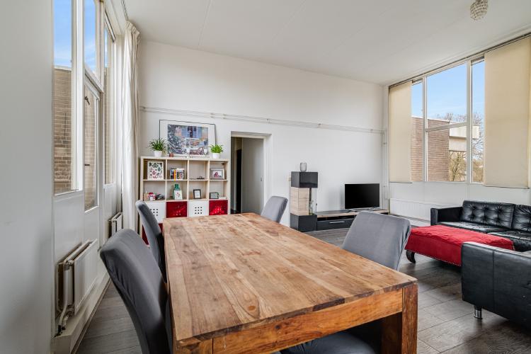 
    <nil><span>|</span>
image 3