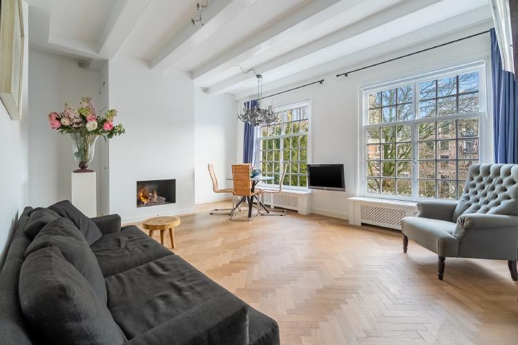 
    <nil><span>|</span>
image 6