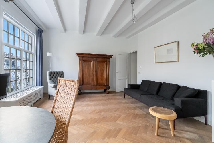 
    <nil><span>|</span>
image 8