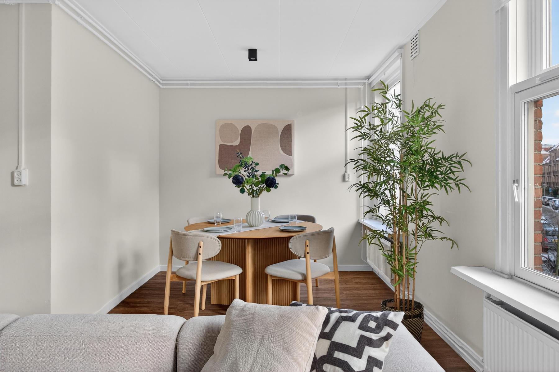 AMSTERDAM Trompenburgstraat 22-1image 4