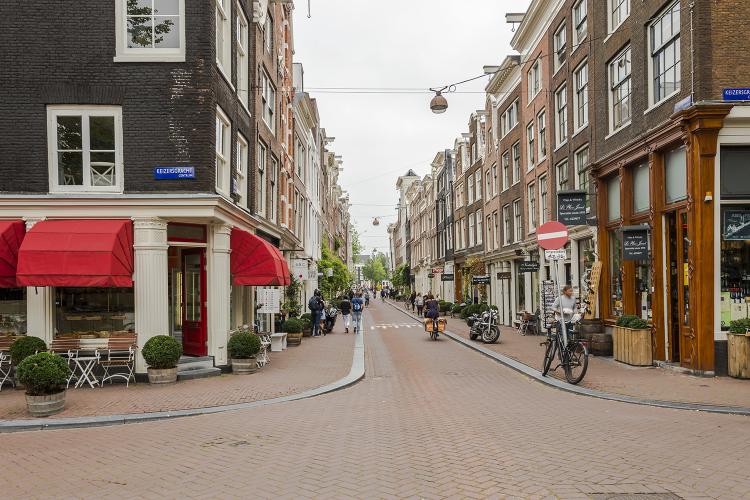 
    <nil><span>|</span>
image 30