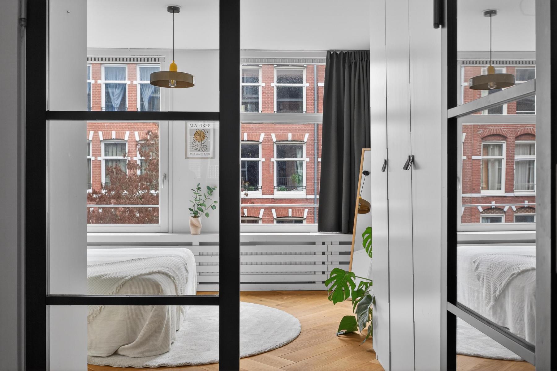 AMSTERDAM Van Hogendorpstraat 131-2image 13