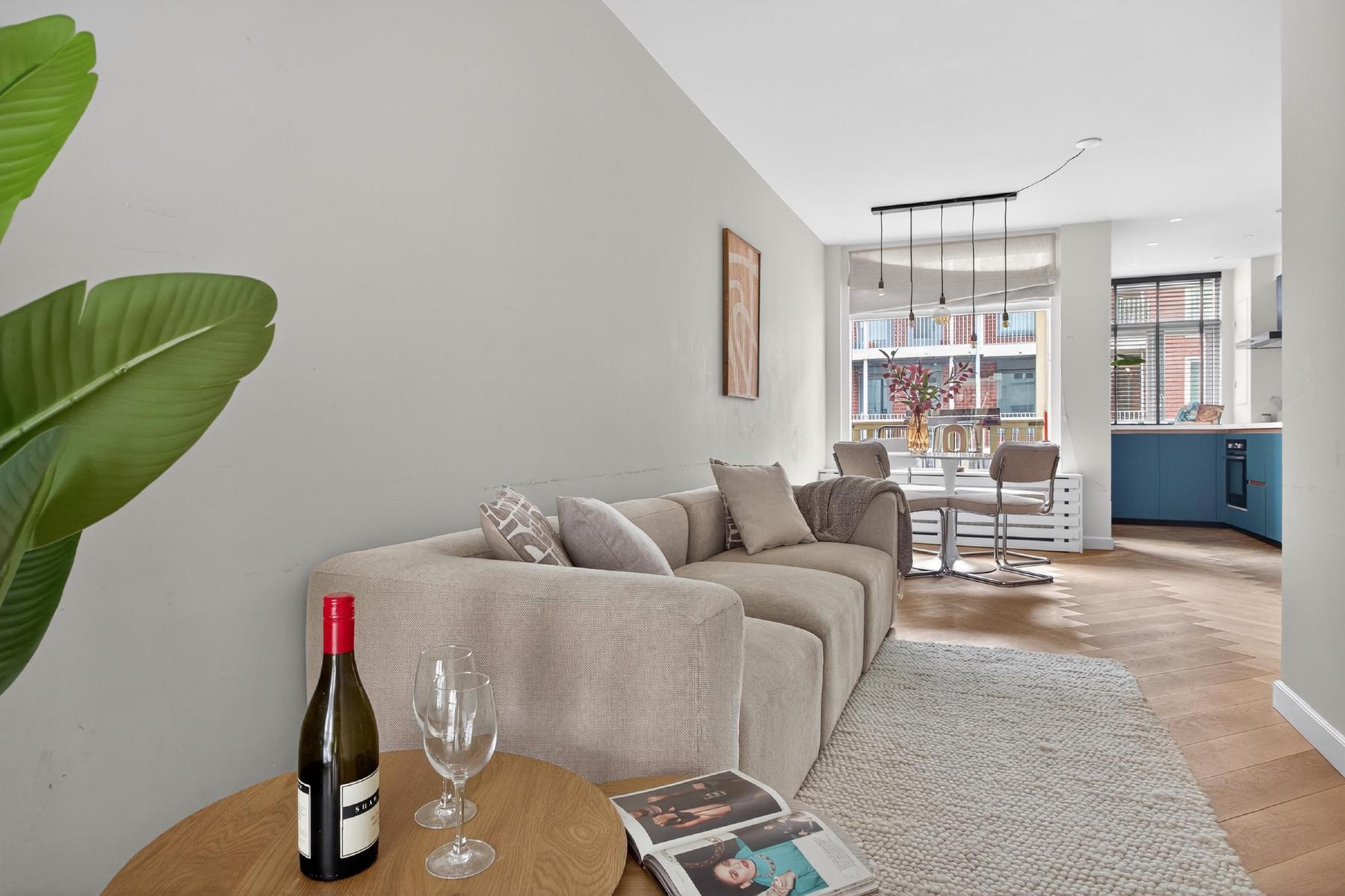 AMSTERDAM Van Hogendorpstraat 131-2