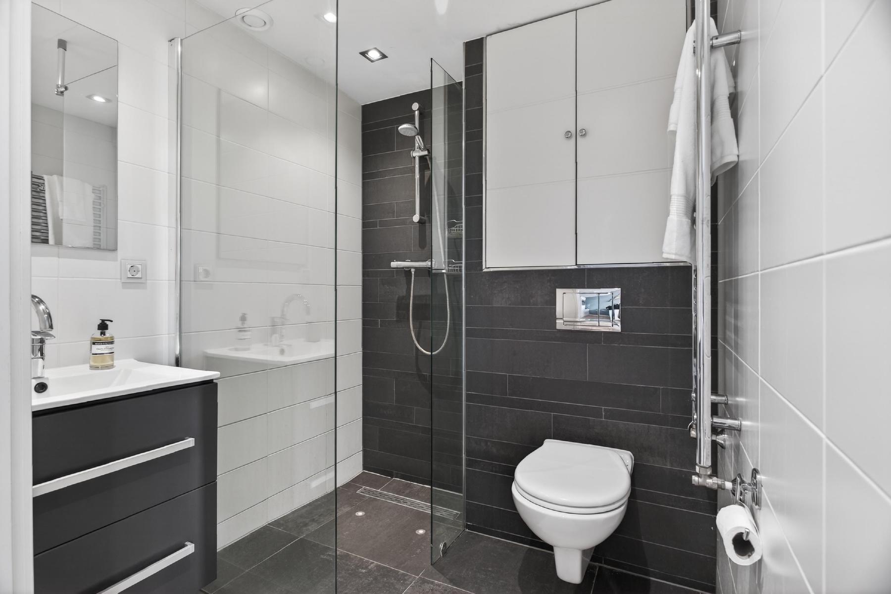 AMSTERDAM Frederik Hendrikstraat 130-3image 17