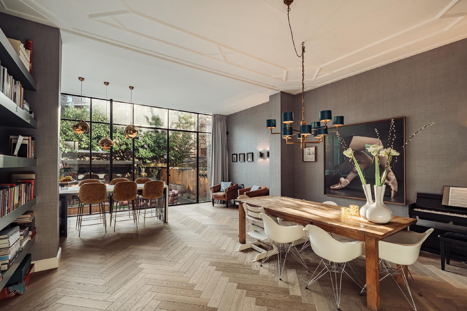 AMSTERDAM Frans van Mierisstraat 131 Himage 19