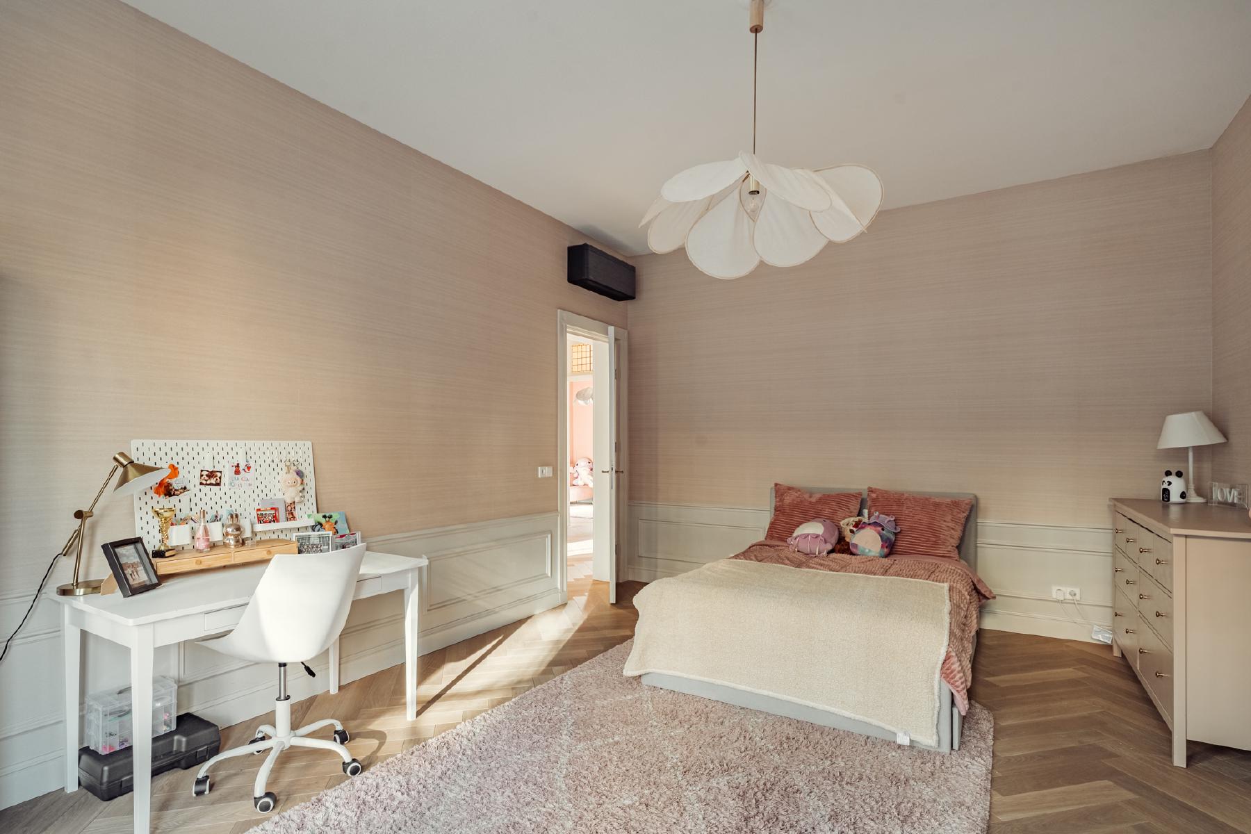 AMSTERDAM Frans van Mierisstraat 131 Himage 39