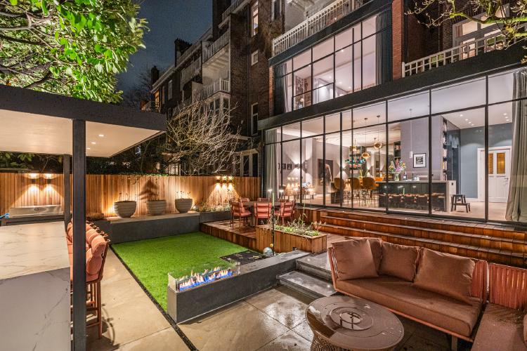 
    Frans van Mierisstraat 131 H|Amsterdam
