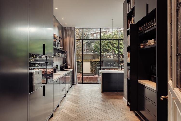 
    <nil><span>|</span>
image 3