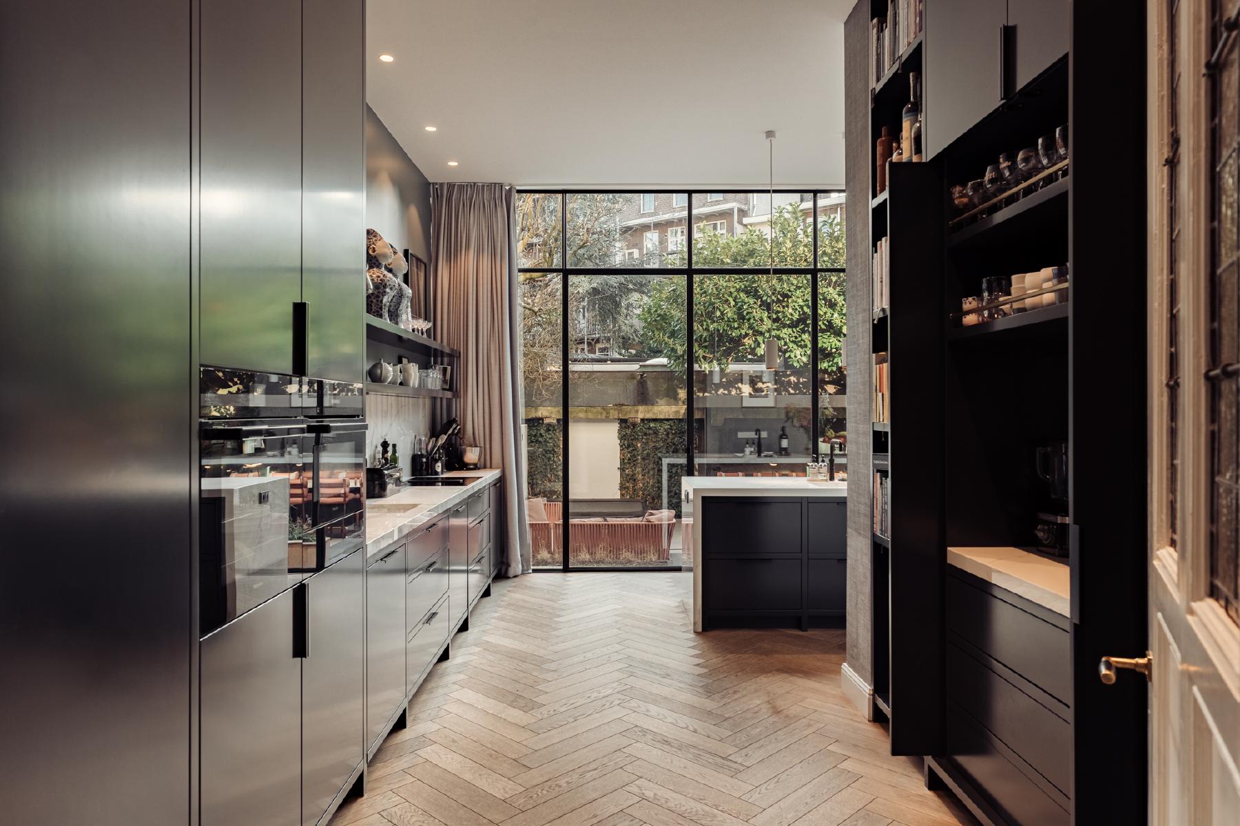 AMSTERDAM Frans van Mierisstraat 131 Himage 3