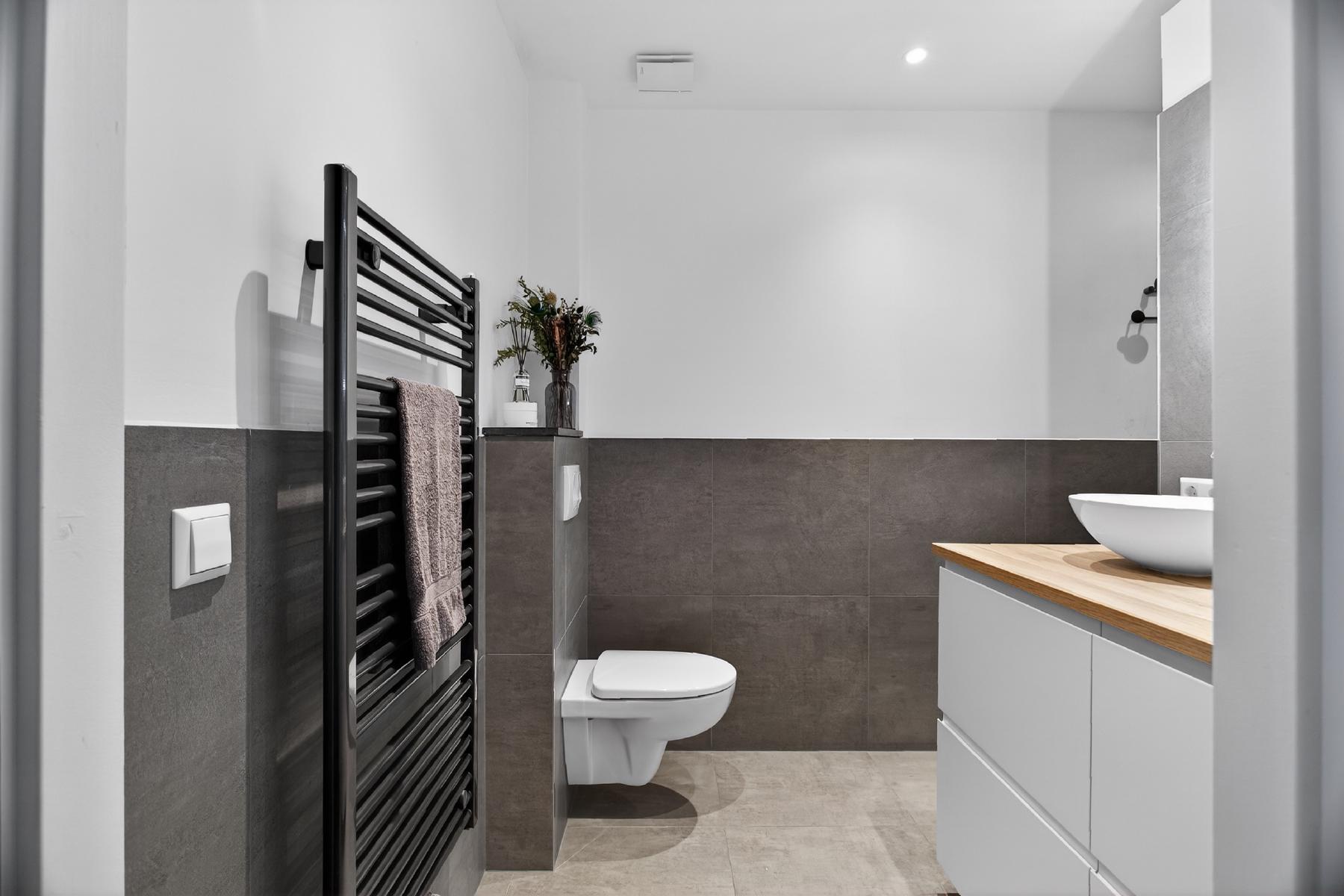 AMSTERDAM Van Spilbergenstraat 40 Himage 35