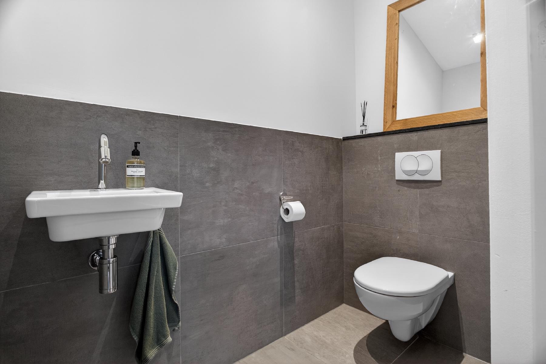 AMSTERDAM Van Spilbergenstraat 40 Himage 29