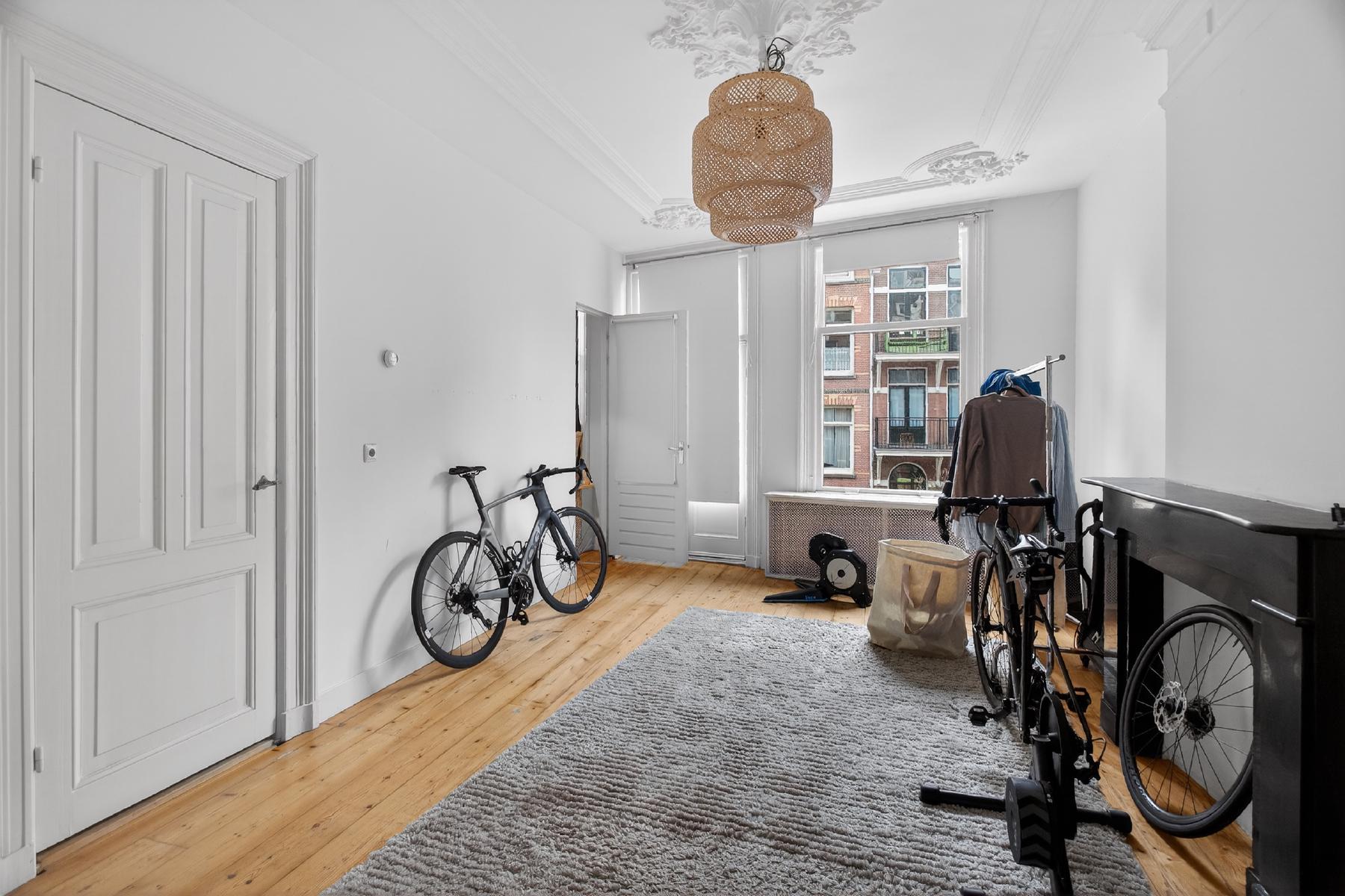 AMSTERDAM Tweede Constantijn Huygensstraat 70 Himage 24