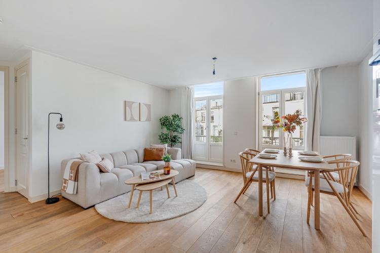 
    Nassaukade 147 G|Amsterdam
