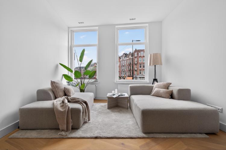 
    <nil><span>|</span>
image 4