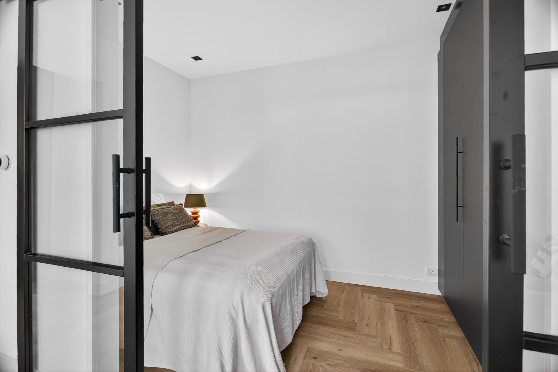 AMSTERDAM Van Ostadestraat 13 2Vimage 8